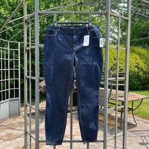NWT Old Navy Super Skinny Dark-Wash Ankle Jean - Size 16 Short